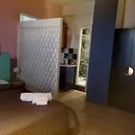Unique Centre Апартаменты *
