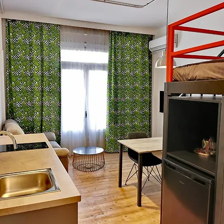 Unique Centre Apartmán